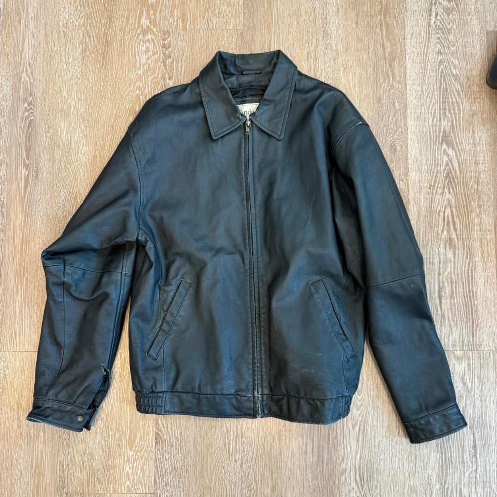 Vintage 90's Black Leather Bomber